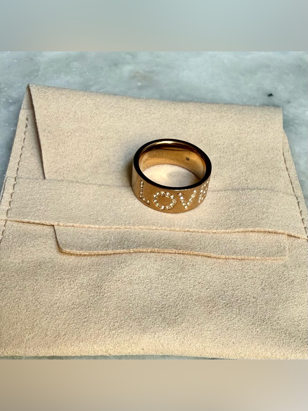 Michael Kors 14K Gold-Plated Pavé "LOVE" Band Ring Size 6 - EUC